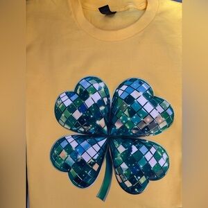 AFTER HOLIDAY New Size Large Yellow Clover T Shirt